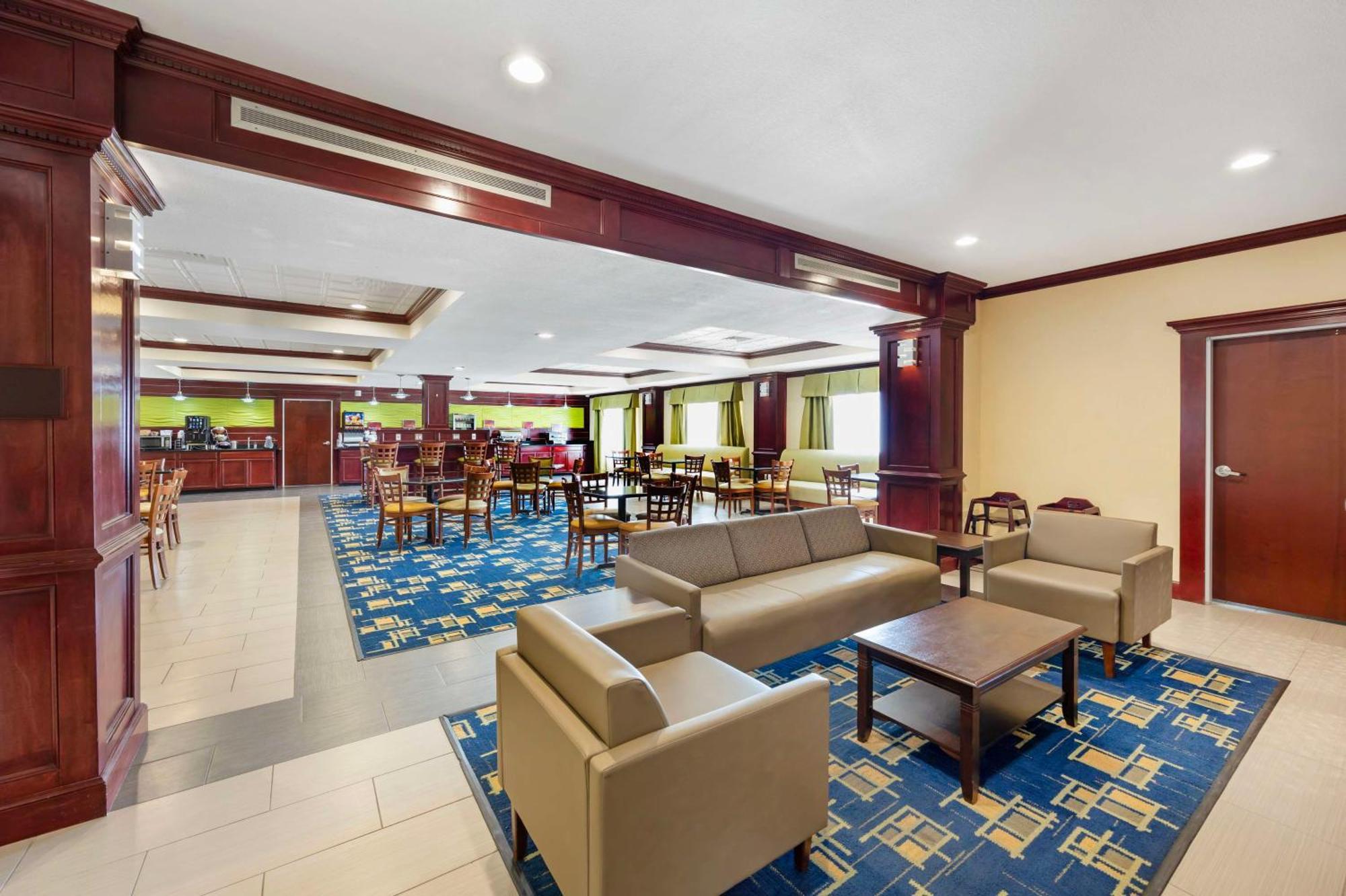 Best Western Plus Pratt Екстер'єр фото
