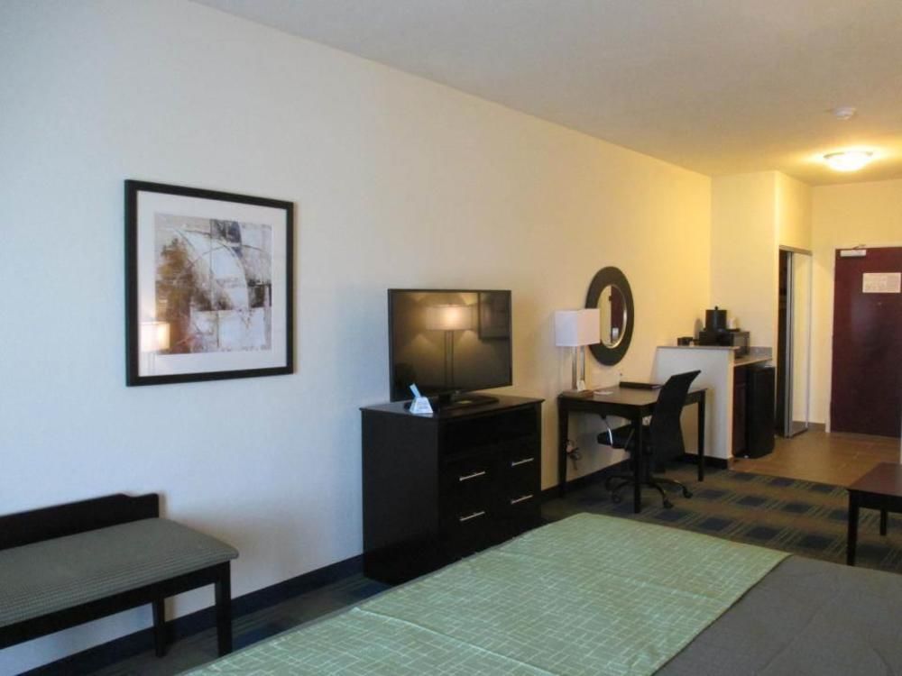 Best Western Plus Pratt Екстер'єр фото